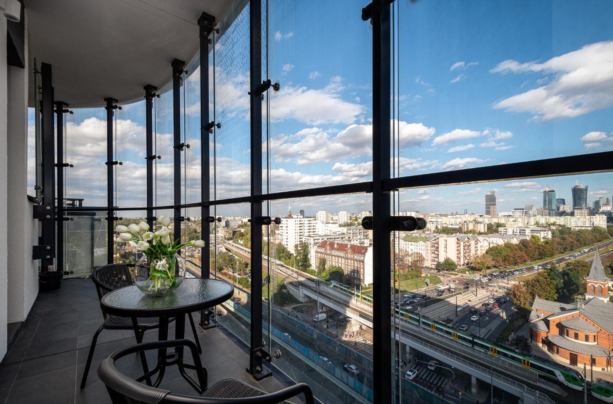 Kasprzaka 29 Wola Tower Free Garage By Perfect Apart 华沙 外观 照片